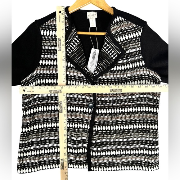 NWT Chicos Textured Stripe Cardigan Sweater Long Sleeve Button Close.Black White - Picture 6 of 9